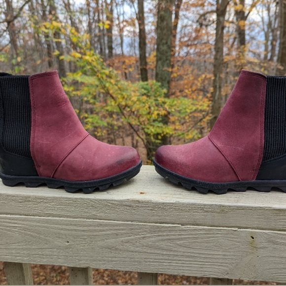 SOREL Booties - Picture 2 of 2